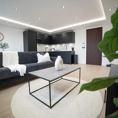 Apartment One And Two Bedroom Near Holloway Train Station By Belvilla London