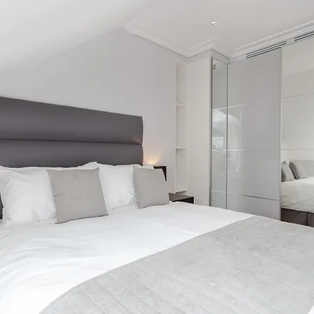 Luxlet - Heart Of Hampstead, *