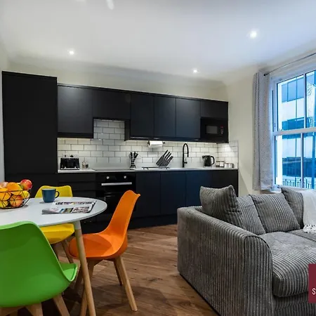 1 Bedroom - Richmond-upon-thames Apartment