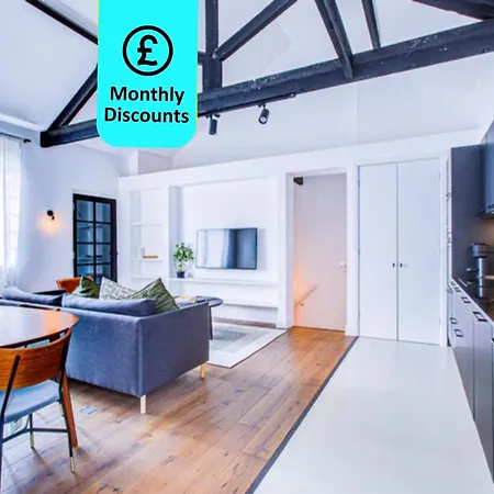 Stylish 1br Unit, Super Fast Internet, Gated Complex - Near Queen's Park! Apartment *