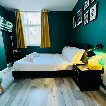 Unique Flat In 1110 Apartment