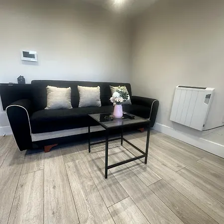 Cheviot Loft * London