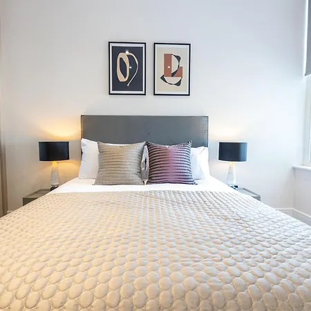 Premier Near Camden Markets Very Close To Tube Stations By Sojo *