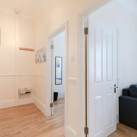 Natural History Museum Apartment