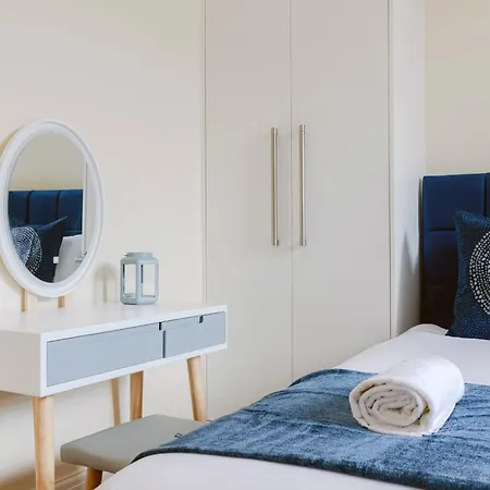 Natural History Museum Apartment *