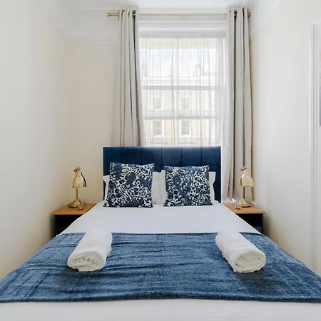 Natural History Museum Apartment *