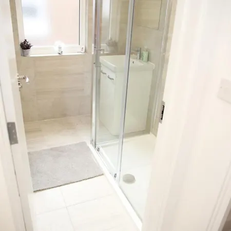 Guest house Cricklewood Deluxe Ensuite
