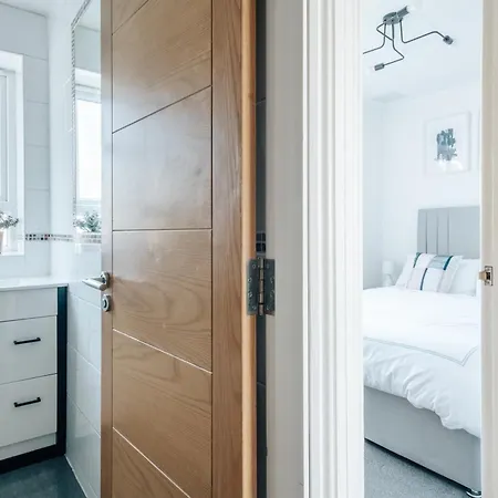 2 Bed Hoxton Flat With Wifi *