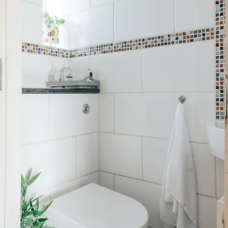 Apartment 2 Bed Hoxton Flat With Wifi