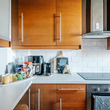 2 Bed Hoxton Flat With Wifi *
