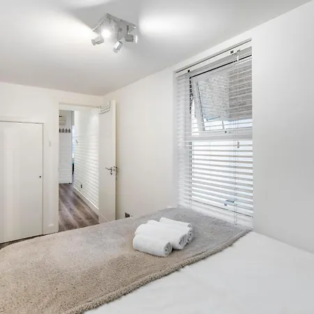 Notting Hill Retreat 2 Bedroom Apartamento Londres