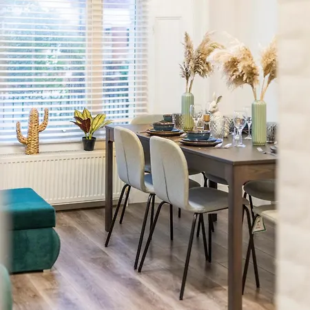Notting Hill Retreat 2 Bedroom