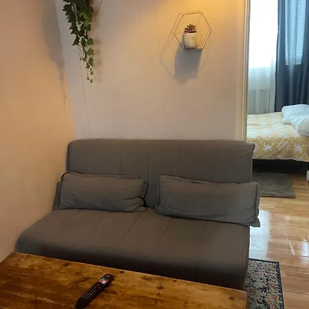 Apartment The Woodland 1 London