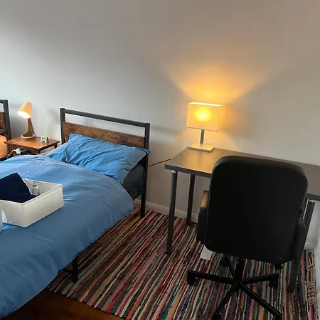 South London Apartment *