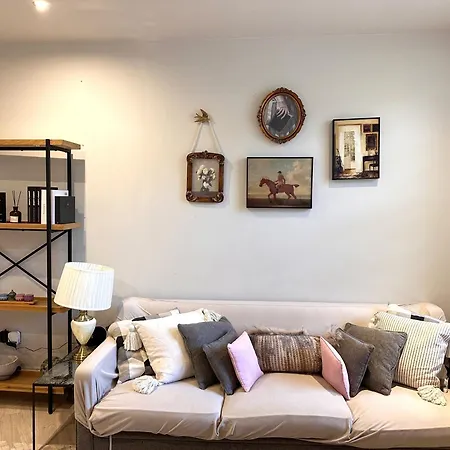 Modern Design 3brs 2f House Close To Victoria London