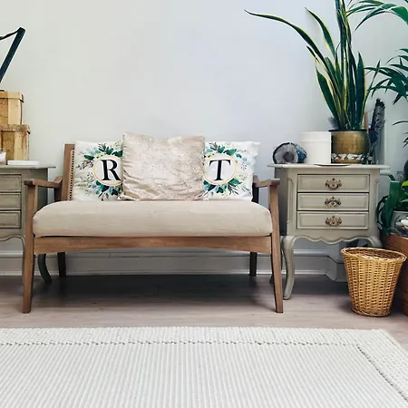 Kensington Secret Gem Apartment *