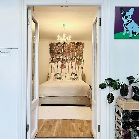 Apartment Kensington Secret Gem London