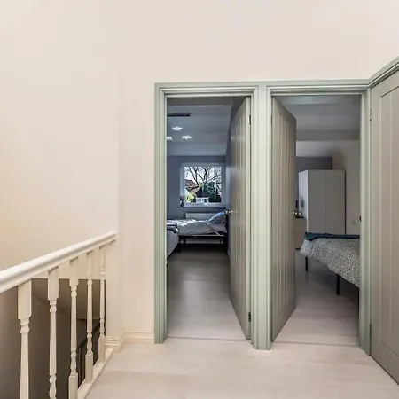 Pass The Keys Stylish Gardenten Mins To Casa vacanze Londra