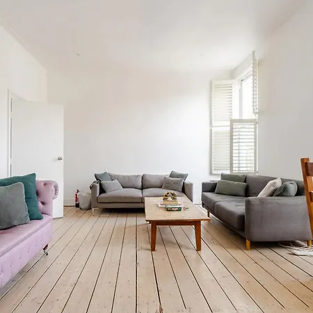 Blue Valley House Holiday home *