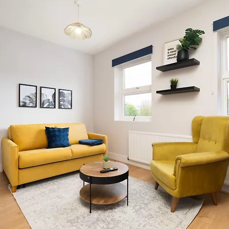 Apartment 2 Bedroom Flat Near Tottenham Hotspur Stadium