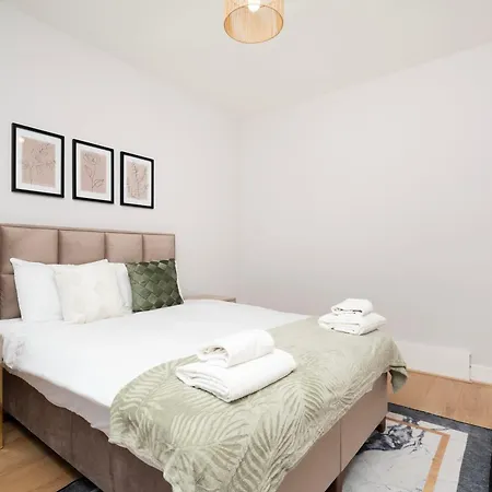 2 Bedroom Flat Near Tottenham Hotspur Stadium Apartment *