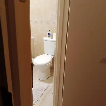 Greenwich Abode Guest house *