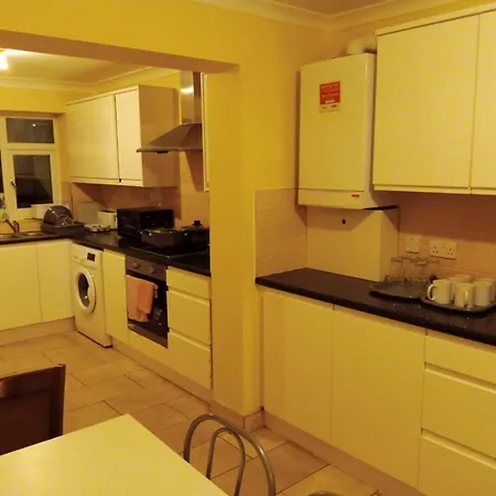 Guest house Greenwich Abode *