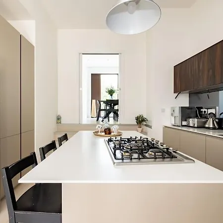 Holiday home Modern 3 Bedroom Townhouse By Wild Roses *