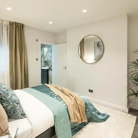 Bc1 Westkensington-baronscourt-luxuryonebed-10minpicadilly * London