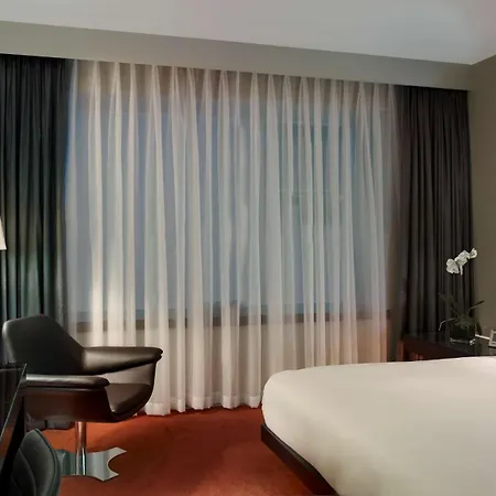 Park Plaza Westminster Bridge
