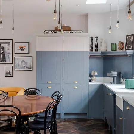 Holiday home Magic Moments - Bridge - By Frankie Says London