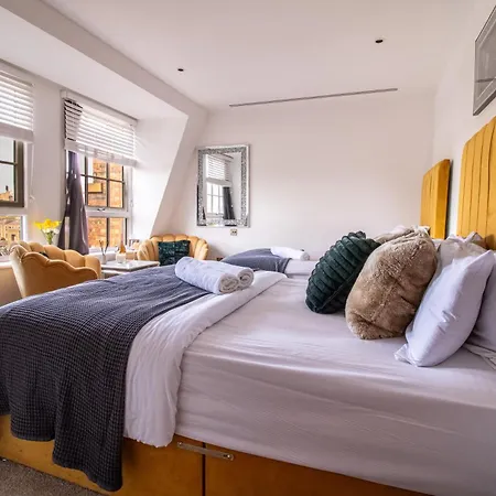 Apartment Luxurious 1-bedroom Penthouse In Marble Arch 71 London