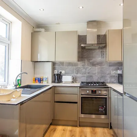 Apartment Evergreen Apartments, Flat 3,