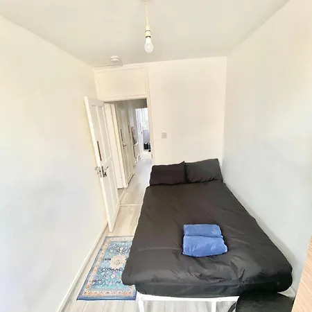 Canary Wharf Serviced London