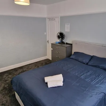 Homestay Rowan Crescent's Luxury Stay-in 2 *