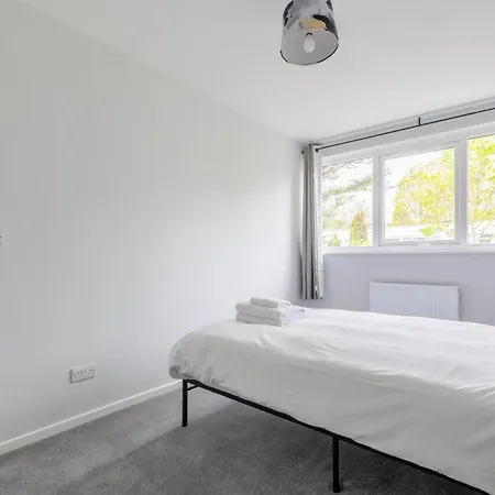 Holiday home Newly Renovated 3bd Islington! London