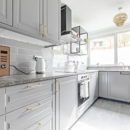 Holiday home Newly Renovated 3bd Islington!