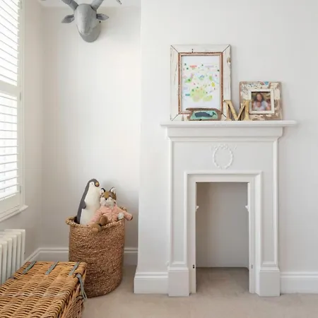 3-bedroom In Richmond - Ideal Family Living * Kew