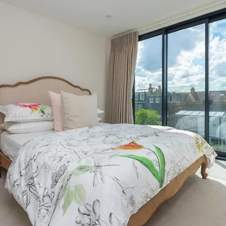 Apartment 3-bedroom In Richmond - Ideal Family Living Kew