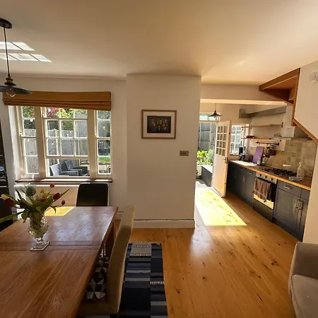 Accommodatie bij particulieren Colindale Lush 30 Mins London Edgware