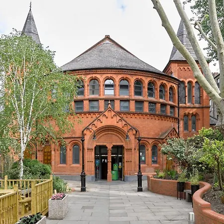 Charming 2-bed Flat In The Heart Of Nottinghill - Steps From Portobello Rd Market And Nottinghill Bookshop * London