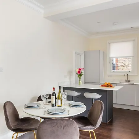Apartment Richmond - Spacious 2 Bedroom Flat - With Garden Richmond (Greater London)