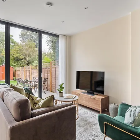 Richmond - Spacious 2 Bedroom Flat - With Garden Apartment Richmond (Greater London)