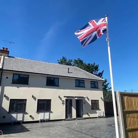 Holiday home The Royal Boutique Westminster By London Sleep 9 *