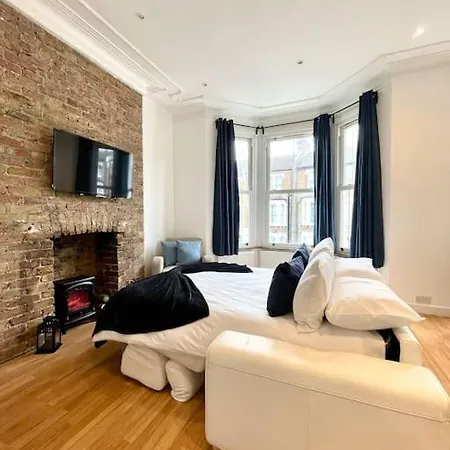 A Charming One Double Bedroom Flat * London