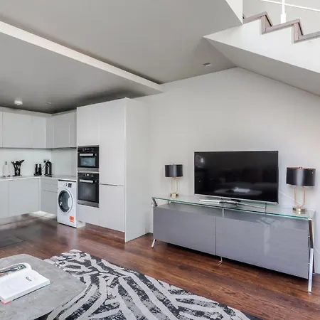 Apartment Modern Times - Covent Garden By Frankie Says *