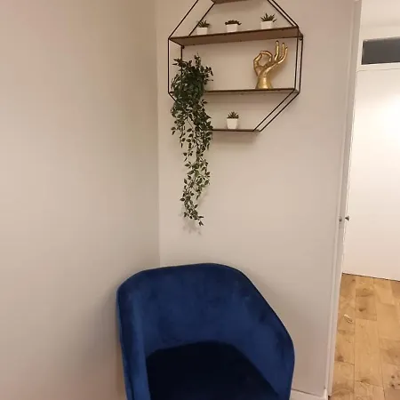 Star Kilburn Park Oasis Apartment *
