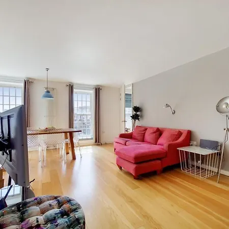 Greenwich Mill - Modern Comfort & Historic Charm Apartment London