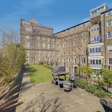 Apartment Greenwich Mill - Modern Comfort & Historic Charm *