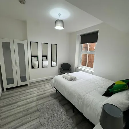 Apartment 2 Double Bedroom Garden Flat In Acton,london
